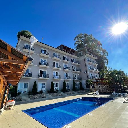 Astan Hotel Gagra Exterior photo